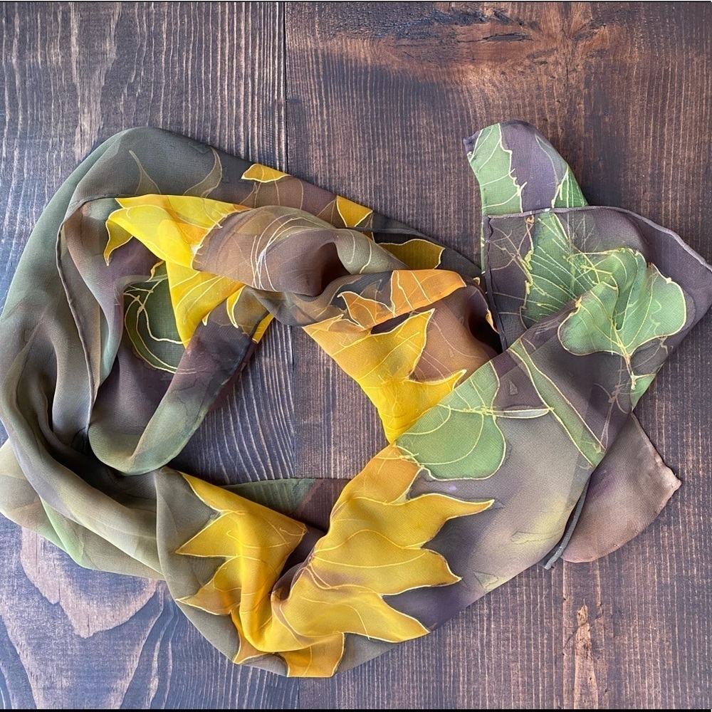 Vintage sunflowers handpainted silk chiffon scarf - Picture 5 of 8